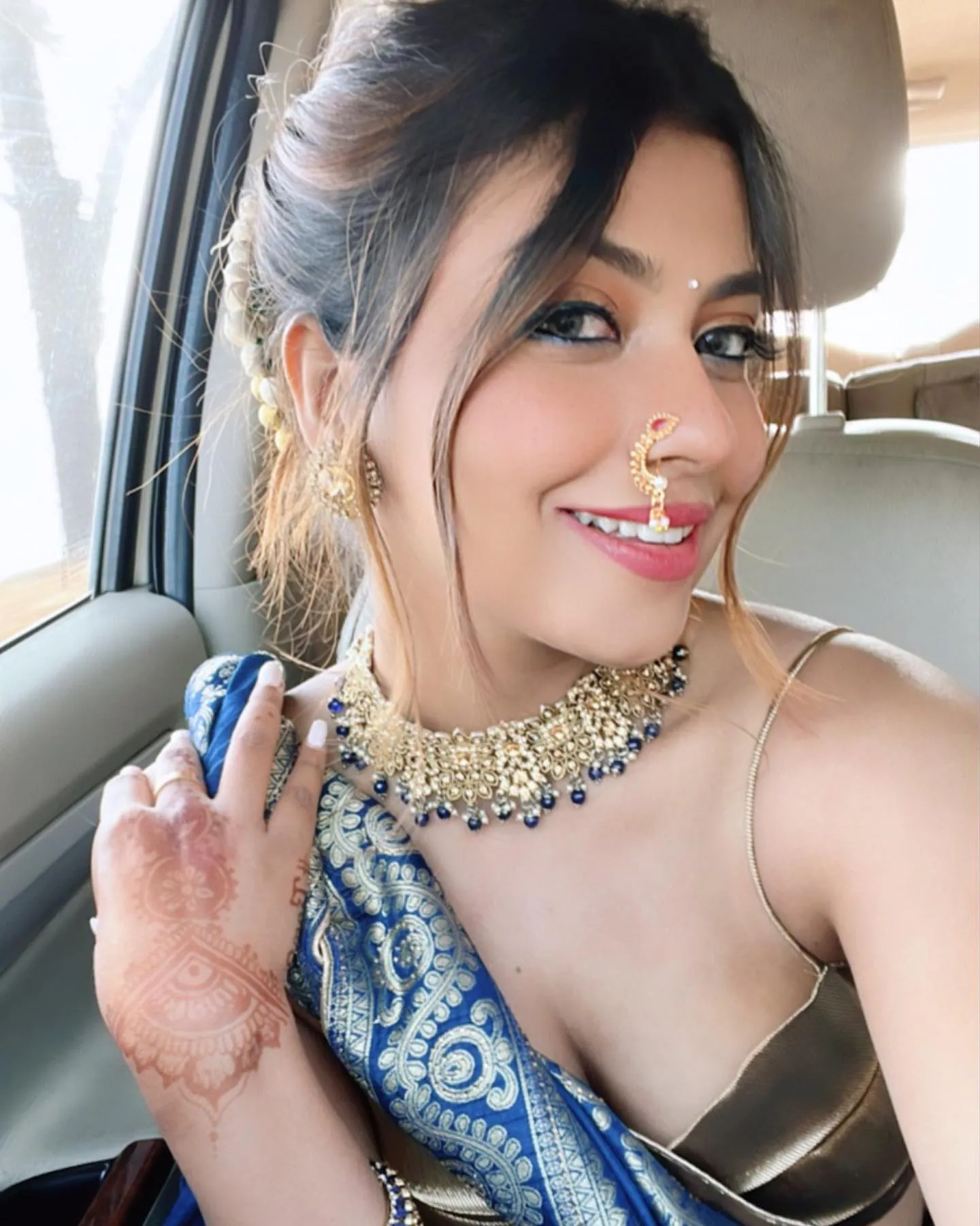 Mili Kya Mili - mili-kya-mili-sexy-27.webp